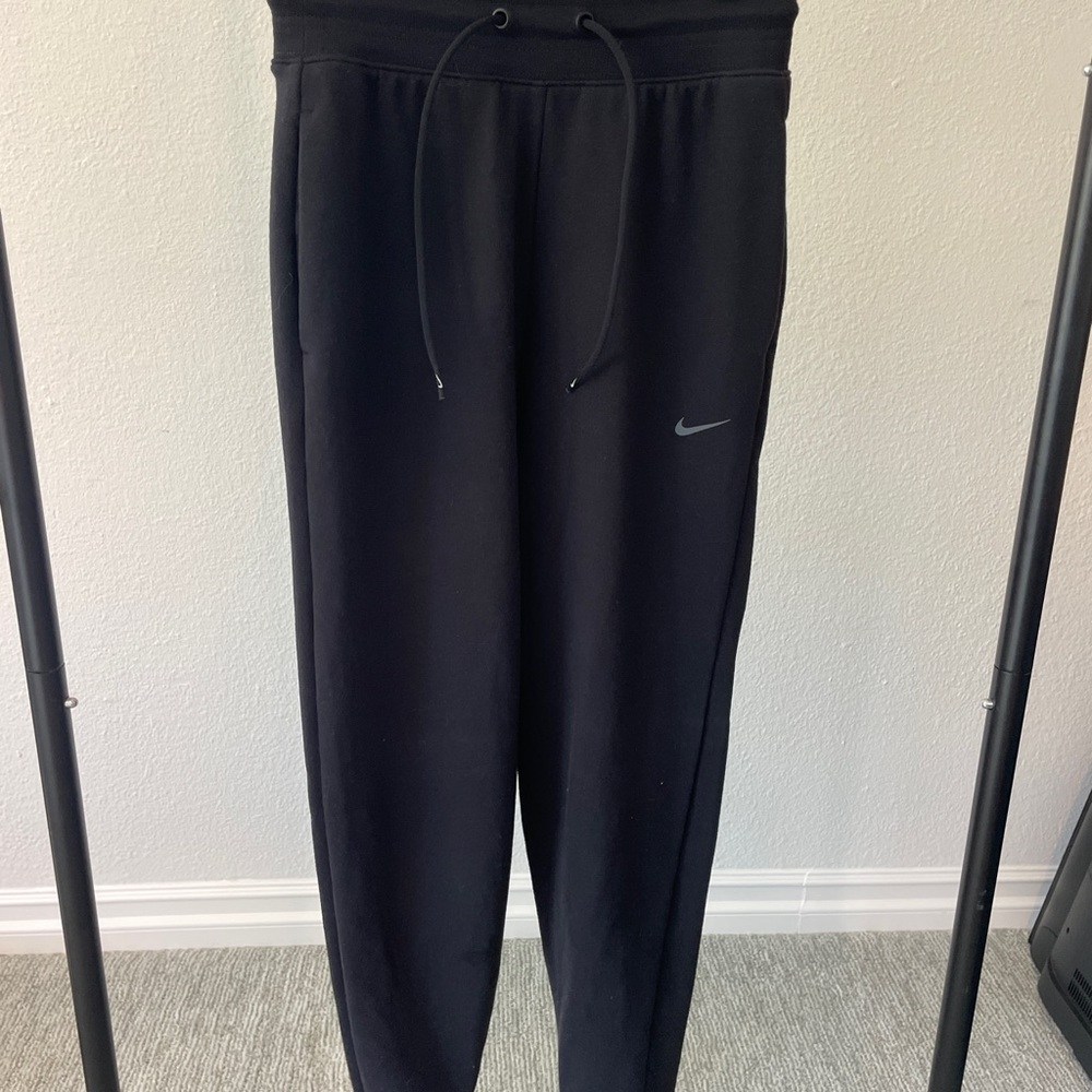 Women’s Nike Black Joggers with Drawstring